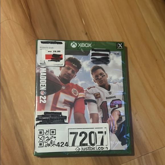 Madden NFL 22 for - Green Cover - Picture 1 of 3